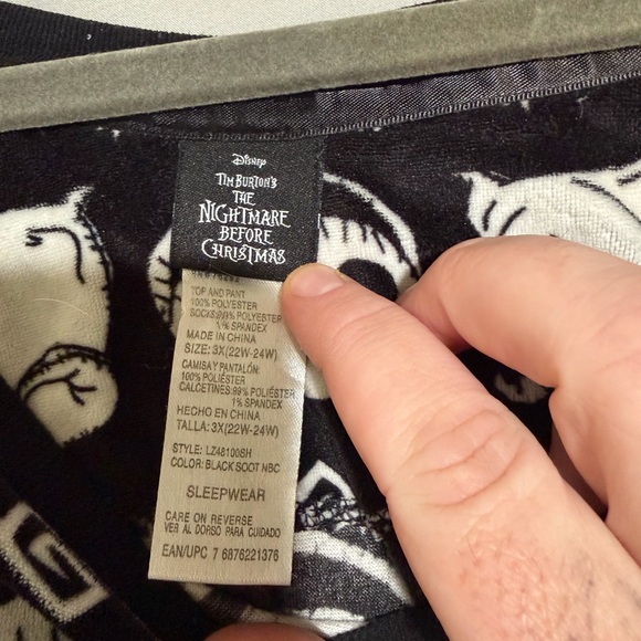 Disney Nightmare Before Christmas, Tim Burton Sleepwear LS Top, Women's 3X #614 - Picture 3 of 6